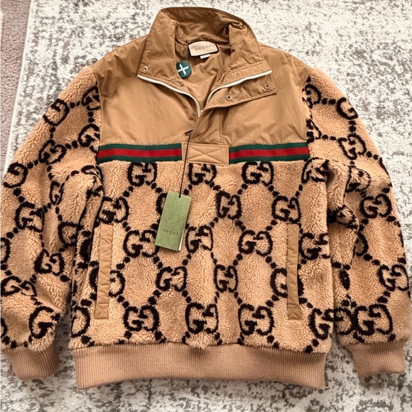 Gucci Beige and Black Logo Jacket - Picture 1 of 7